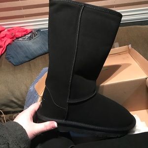 Ugg boots size 8
